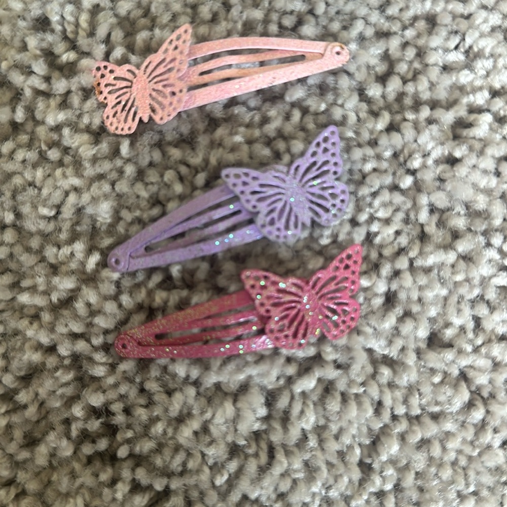 3 cute hair clips for girls